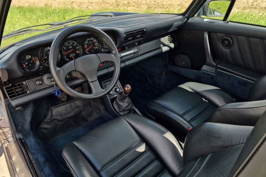 Porsche 911 Turbo 3.3