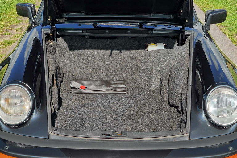 Porsche 911 Turbo 3.3