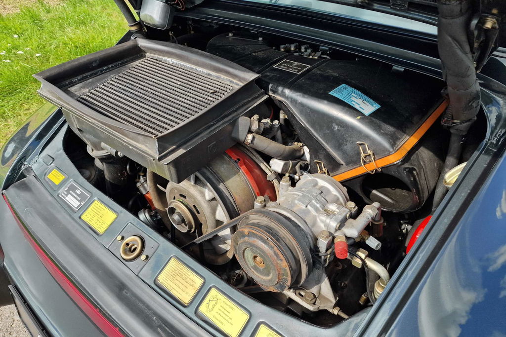 Porsche 911 Turbo 3.3