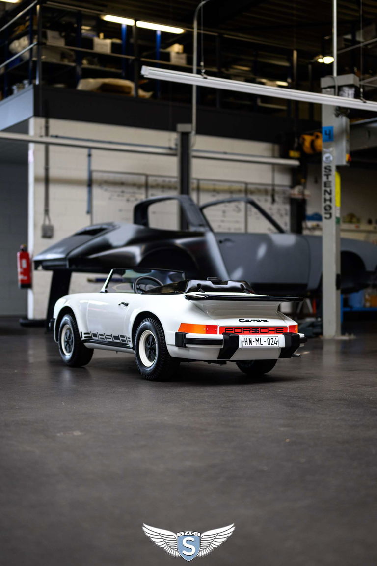 Porsche 911 Junior