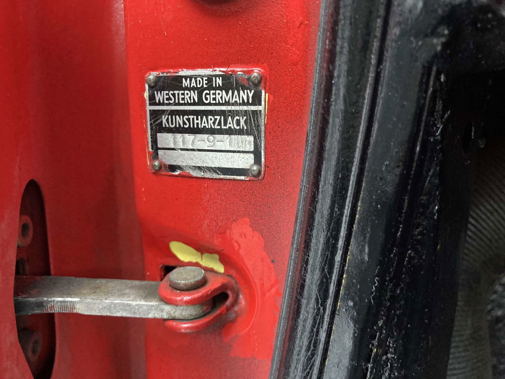 Porsche 911 S (F-Modell)