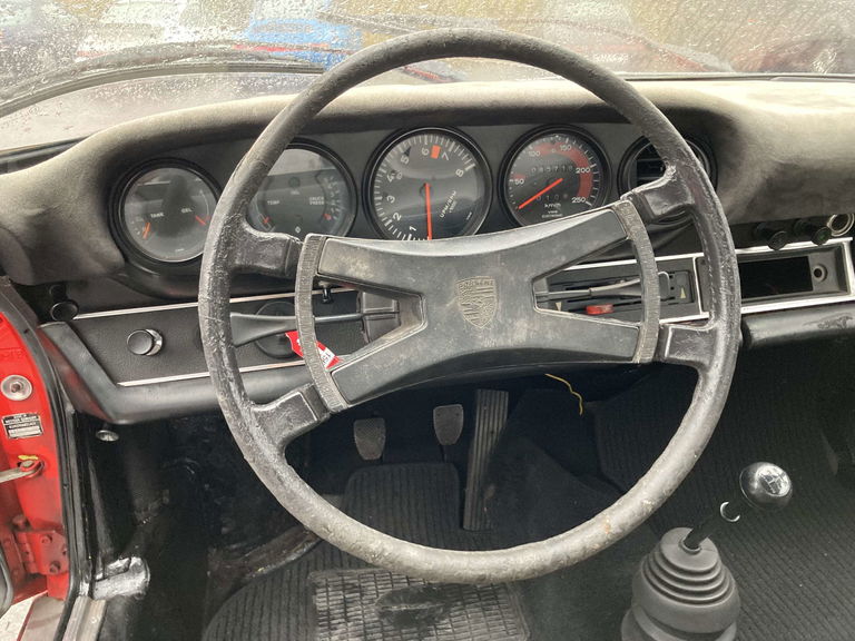 Porsche 911 S (F-Modell)