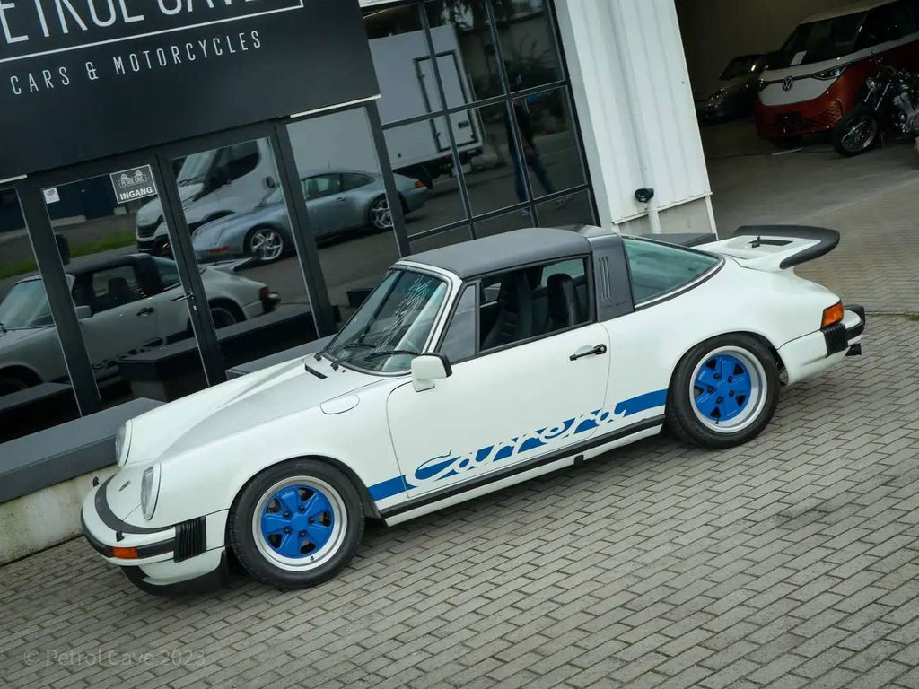 Porsche 911 Carrera 3,0