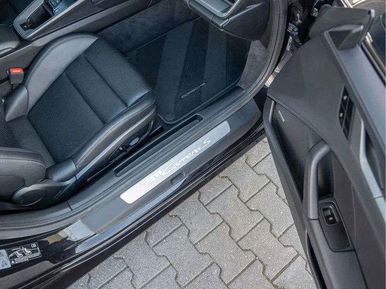 Porsche 992 Carrera S