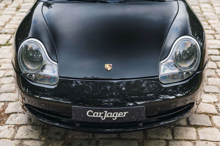 Porsche 996 Carrera 4 Millennium Edition