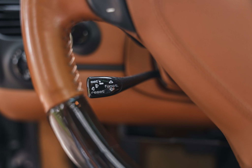 Porsche 996 Carrera 4 Millennium Edition