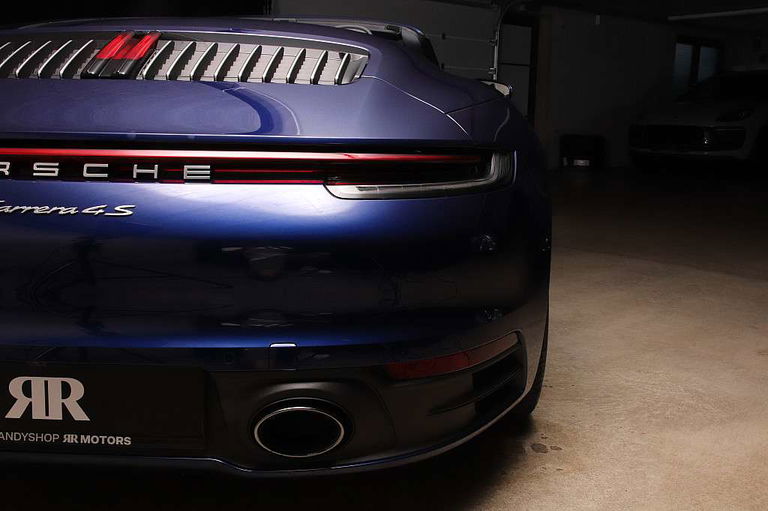 Porsche 992 Carrera 4S