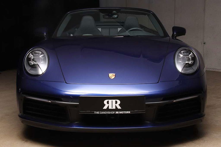 Porsche 992 Carrera 4S