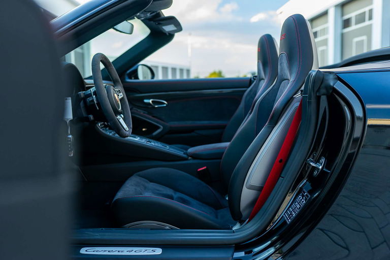 Porsche 991.2 Carrera 4 GTS