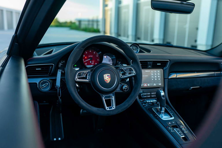 Porsche 991.2 Carrera 4 GTS