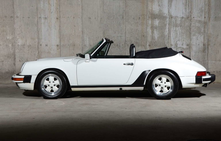 Porsche 911 Carrera 3.2 (US)