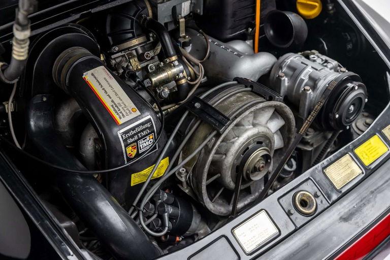 Porsche 911 Carrera 3.2