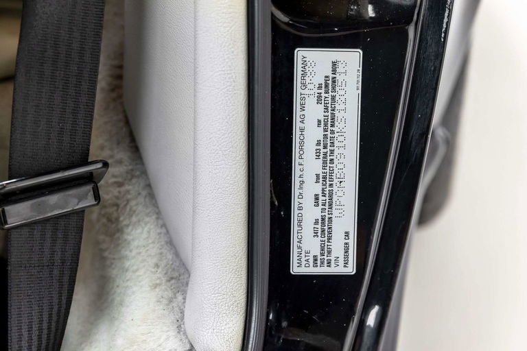 Porsche 911 Carrera 3.2