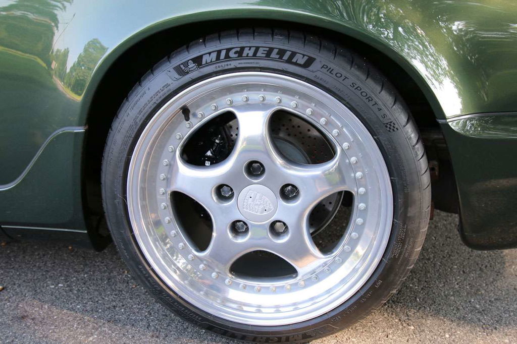 Porsche 964 Carrera 2