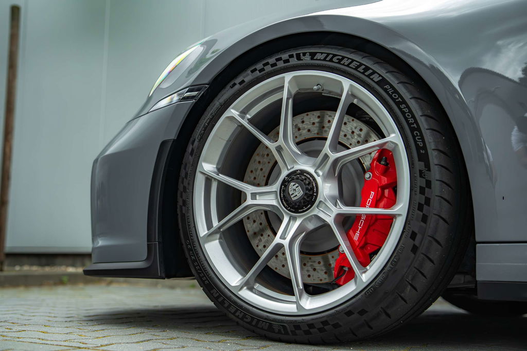 Porsche 992 GT3 Touring