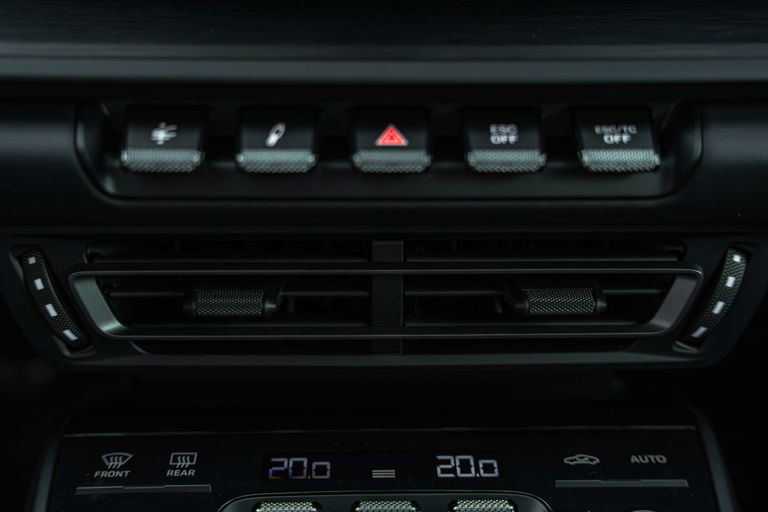 Porsche 992 GT3 Touring