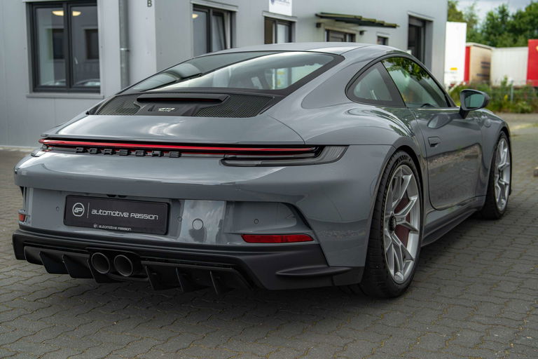 Porsche 992 GT3 Touring