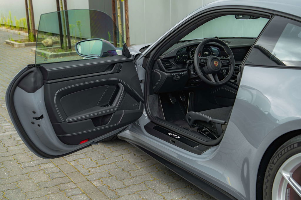 Porsche 992 GT3 Touring