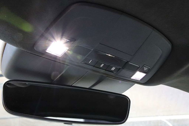 Porsche 718 Cayman GT4 RS