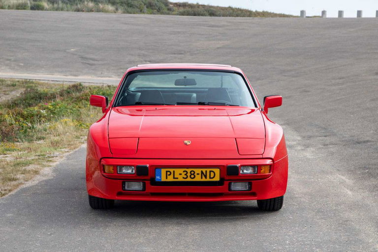 Porsche 944 Coupé