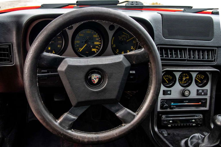 Porsche 944 Coupé