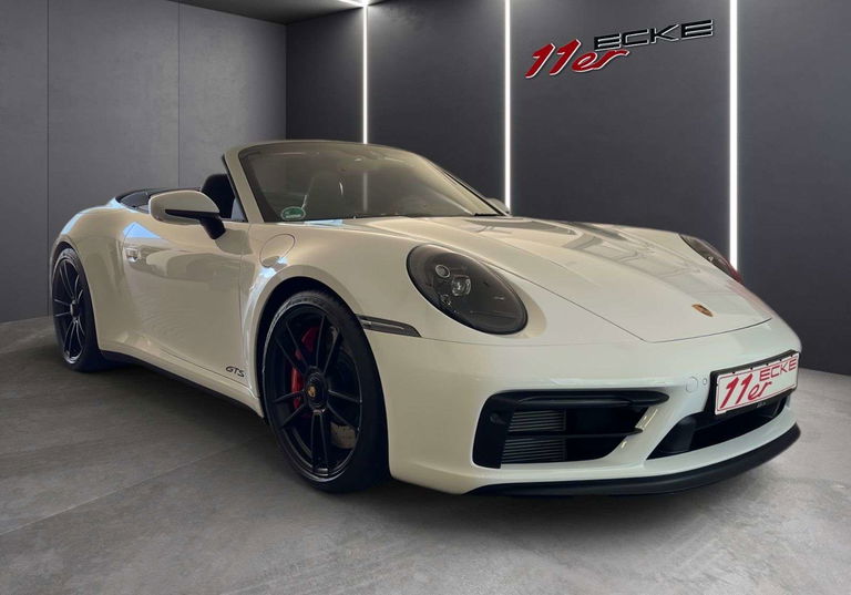 Porsche 992 Carrera GTS