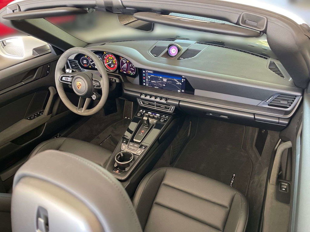 Porsche 992 Carrera GTS