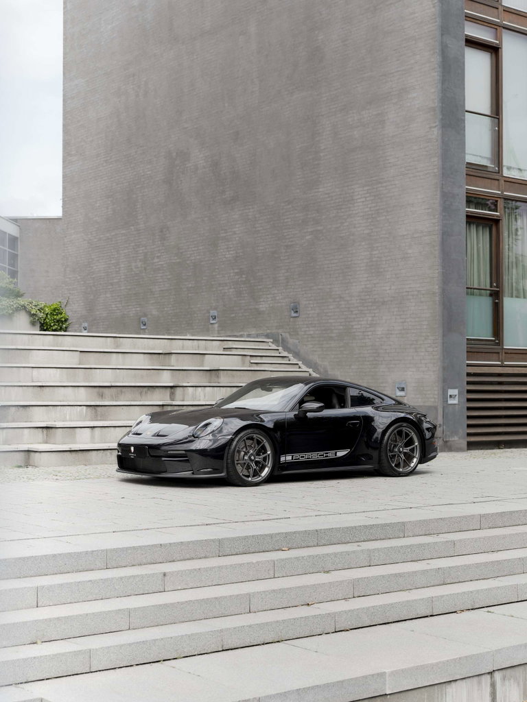 Porsche 992 GT3 Touring