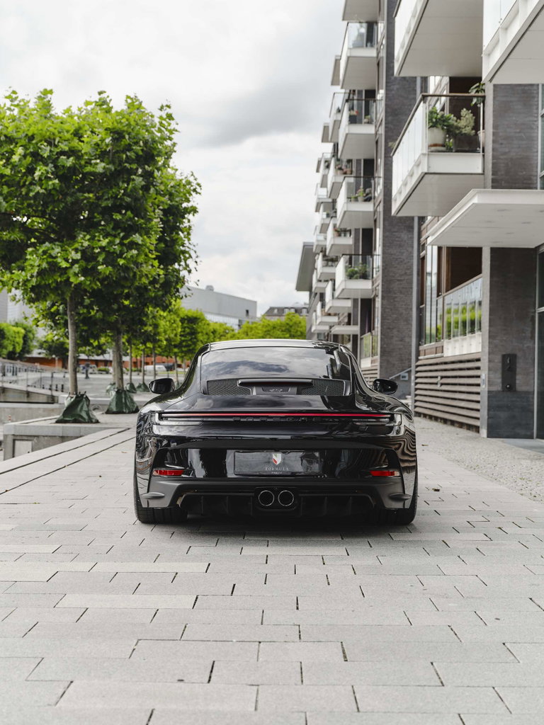 Porsche 992 GT3 Touring