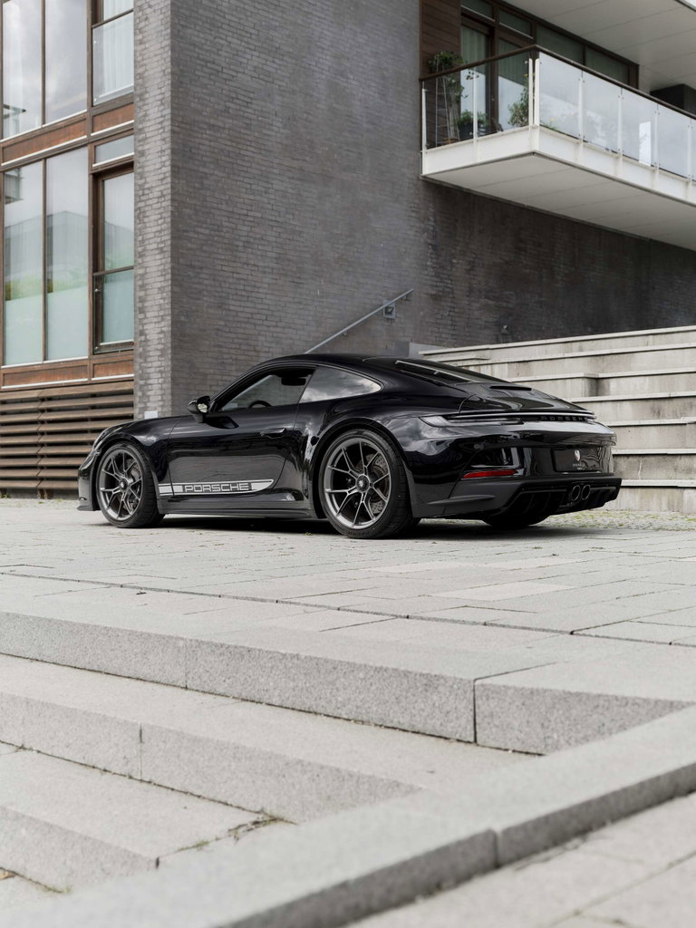 Porsche 992 GT3 Touring