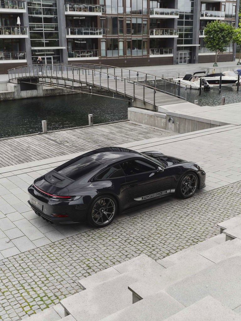 Porsche 992 GT3 Touring