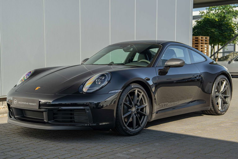 Porsche 992 Carrera T