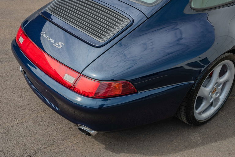 Porsche 993 Carrera 4S