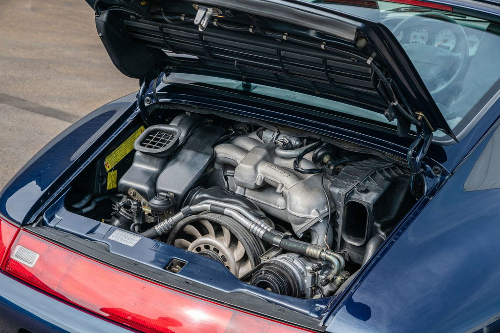 Porsche 993 Carrera 4S