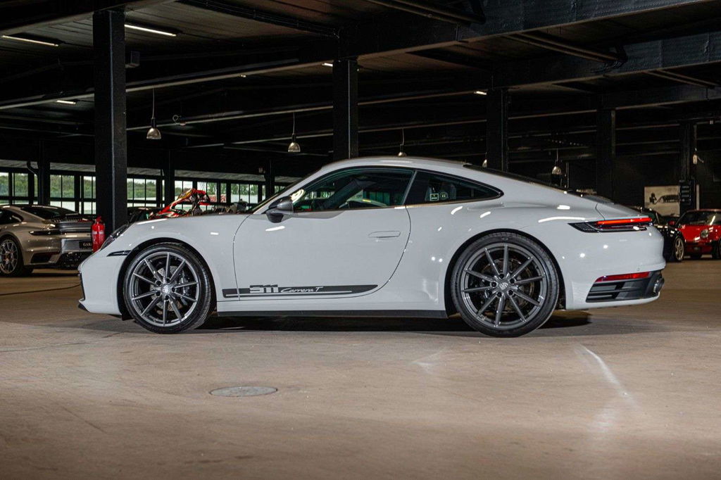 Porsche 992 Carrera T