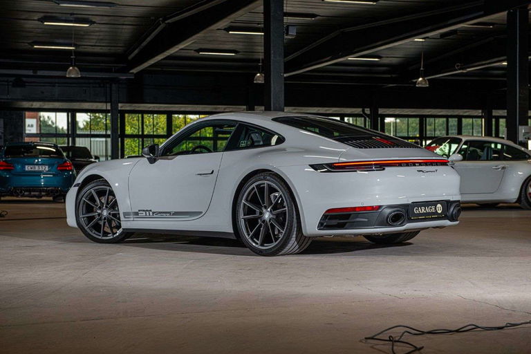 Porsche 992 Carrera T