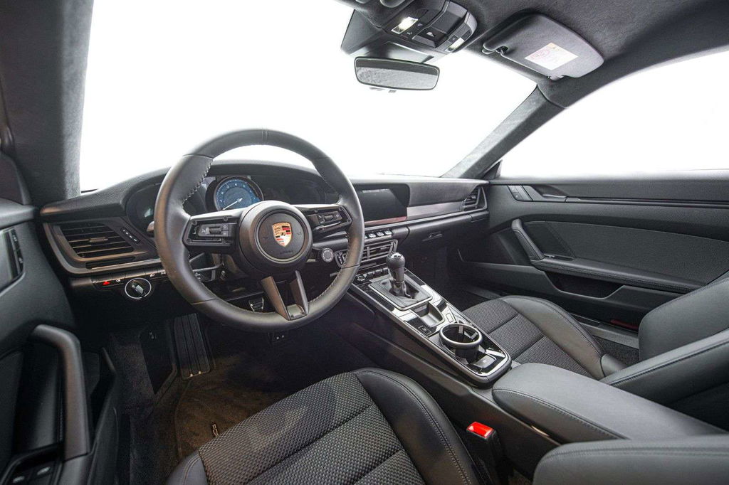 Porsche 992 Carrera T