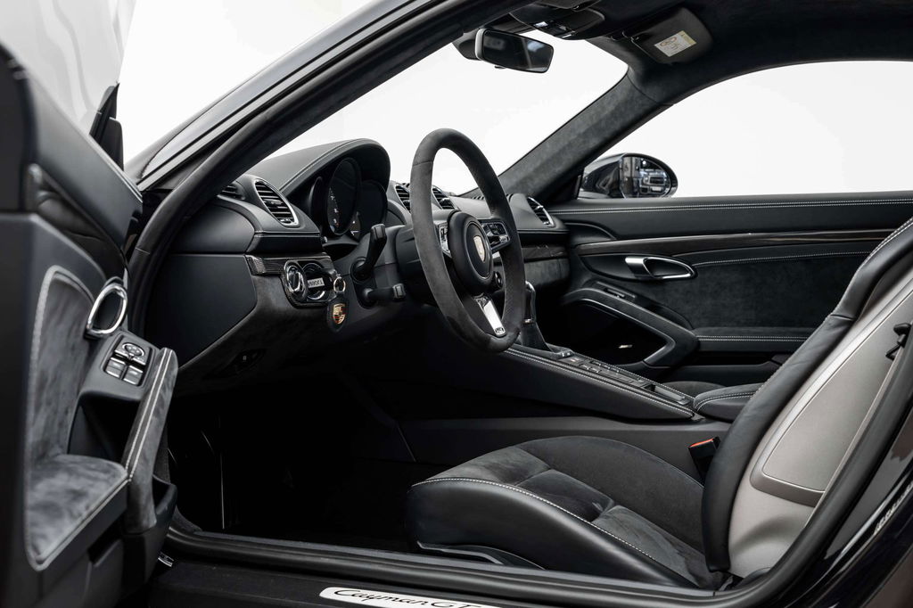 Porsche 718 Cayman GTS 4.0