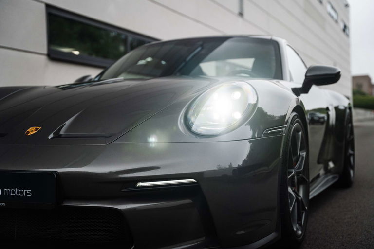 Porsche 992 GT3 Touring