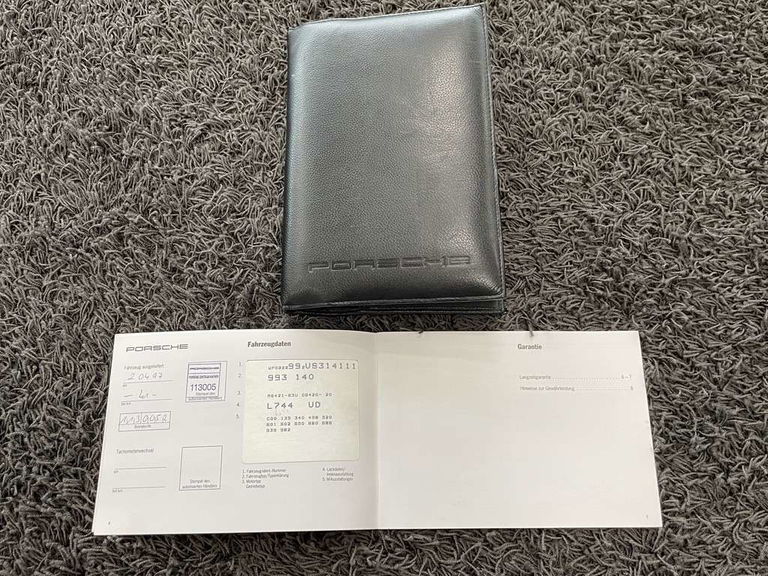 Porsche 993 Carrera 4S