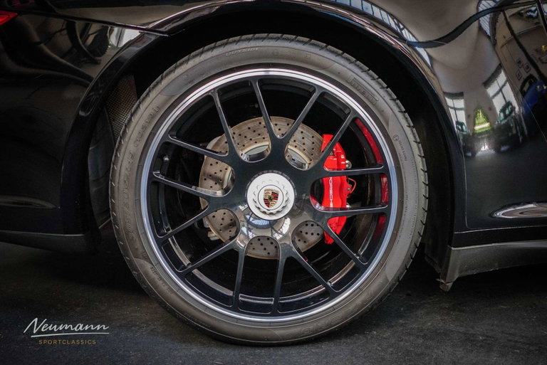 Porsche 997.2 Carrera GTS