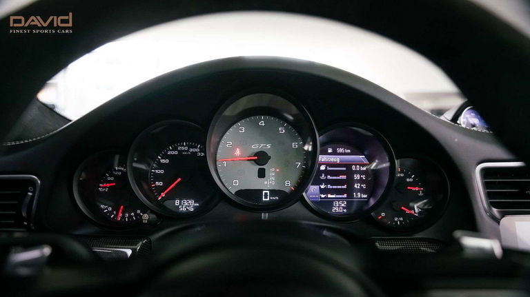 Porsche 991.2 Carrera GTS