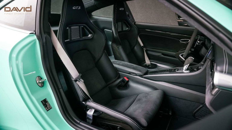 Porsche 991.2 Carrera GTS