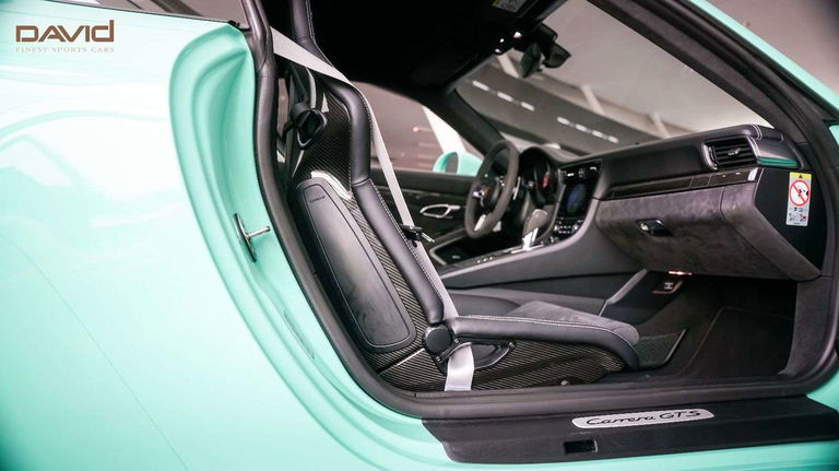 Porsche 991.2 Carrera GTS