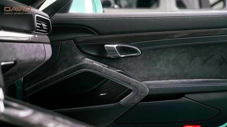 Porsche 991.2 Carrera GTS