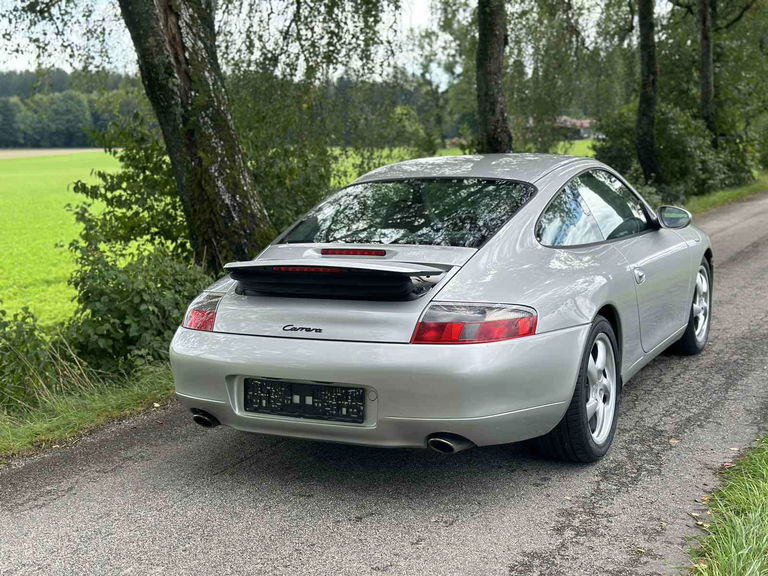 Porsche 996 Carrera