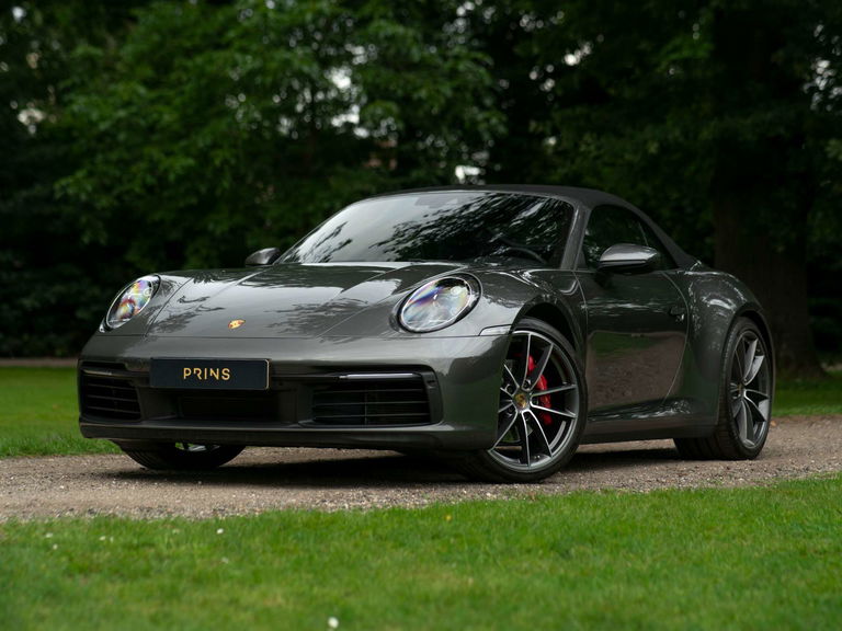 Porsche 992 Carrera