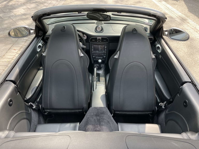 Porsche 997.2 Carrera 4S