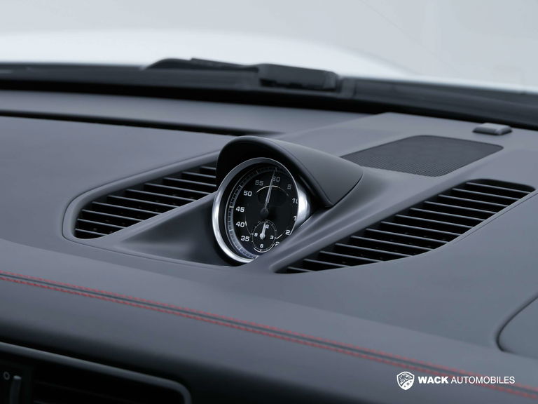 Porsche 991.2 Carrera GTS