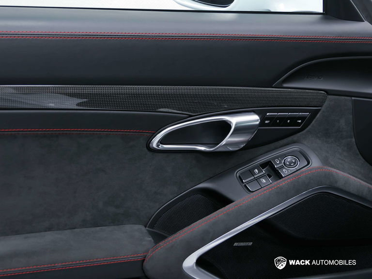 Porsche 991.2 Carrera GTS